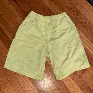 Lululemon Mens Pacebreaker 9” Lined Size Small Shorts
